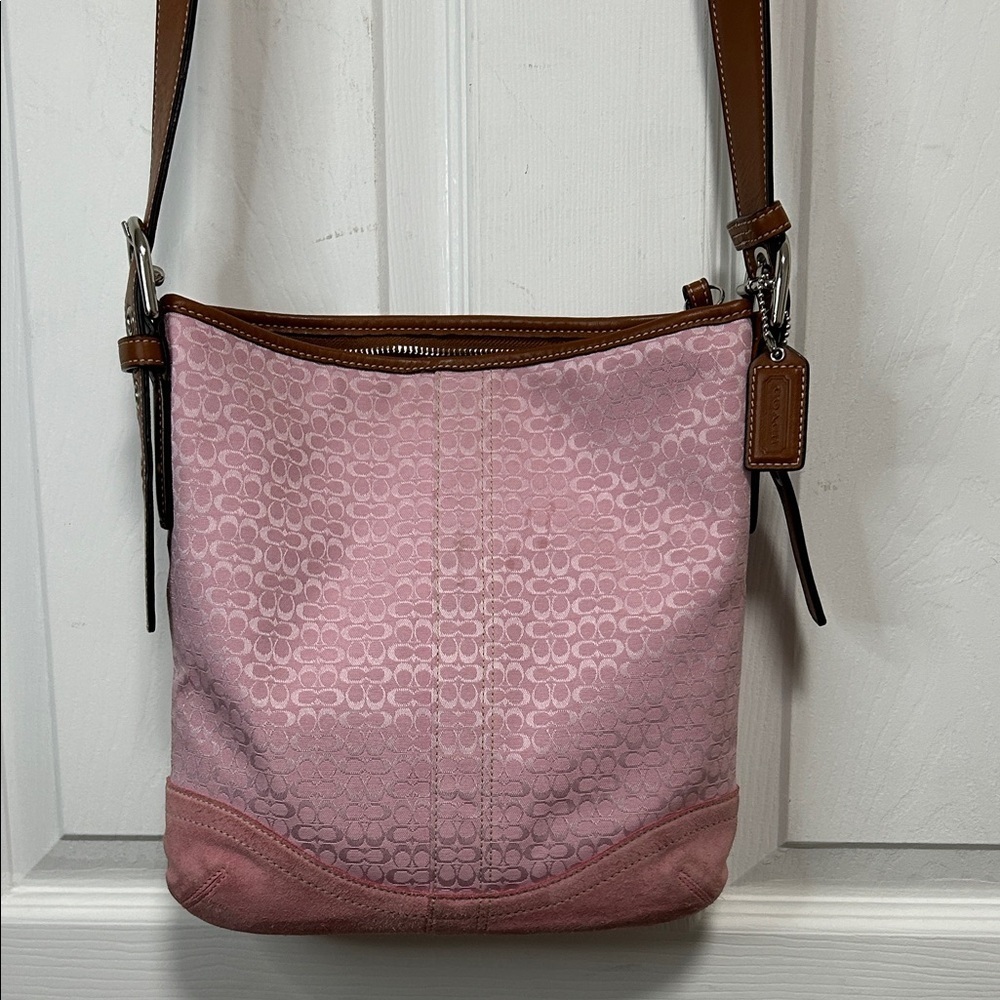 Coach Y2K F10944 Signature Pink Shoulder bag/Crossbody Bag